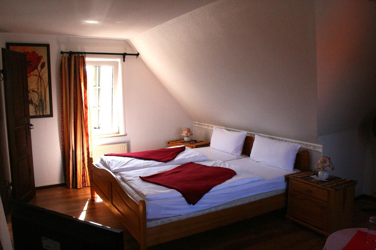 سيل Hotel Village المظهر الخارجي الصورة